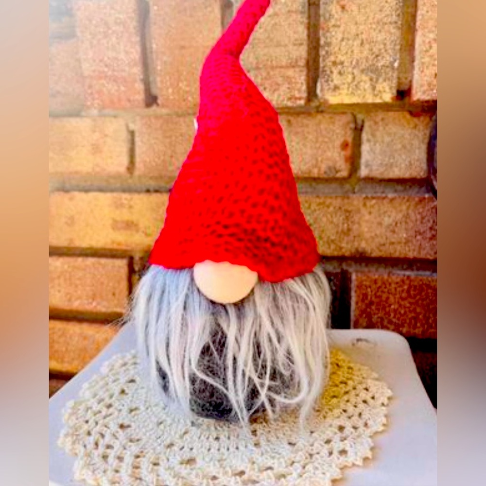 *Sitting Plush Mr Santa Gnome